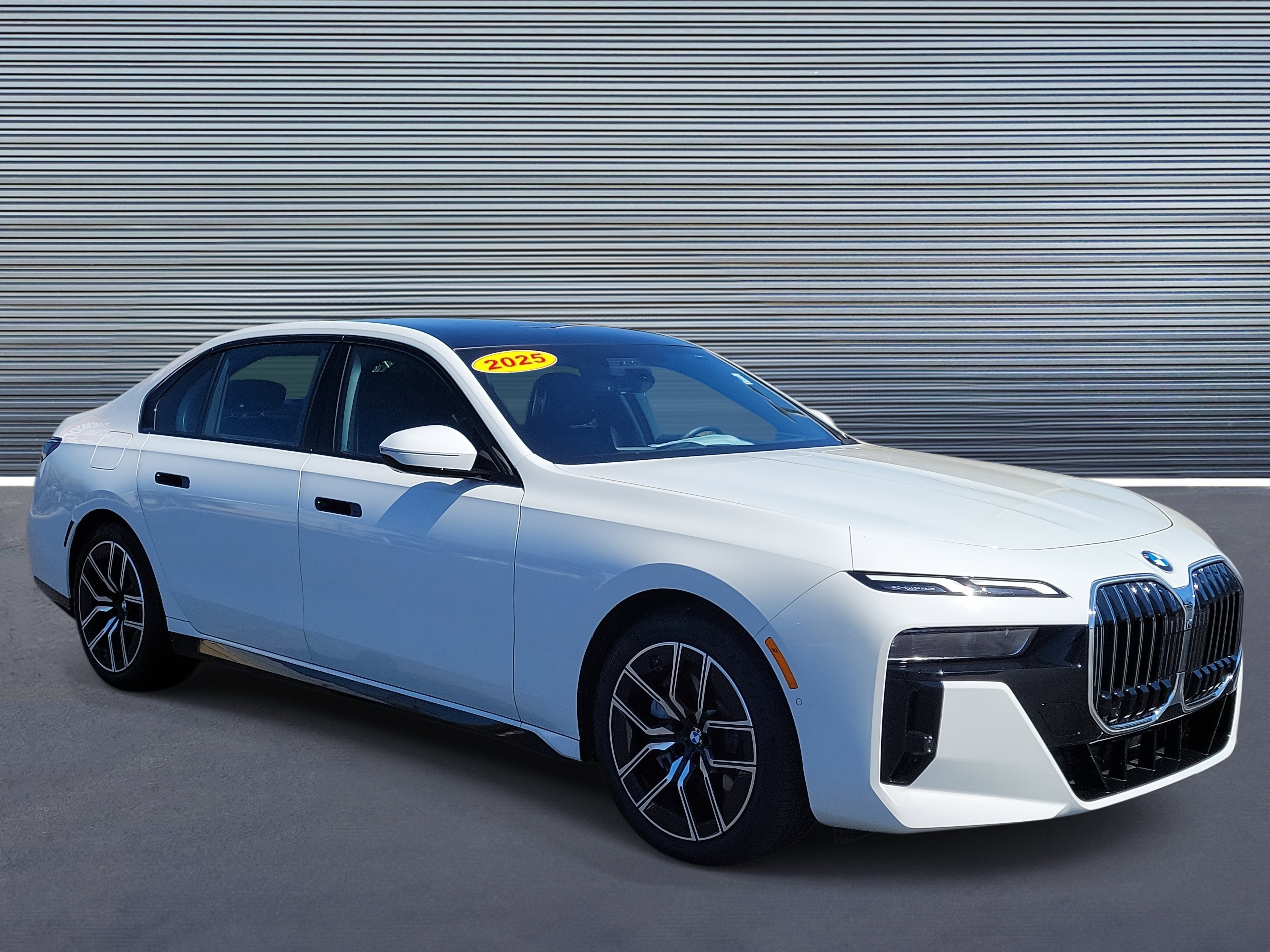 Used 2025 BMW 740i video 2