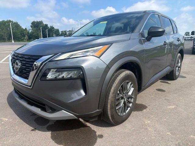 Used 2023 Nissan Rogue S FWD image 2