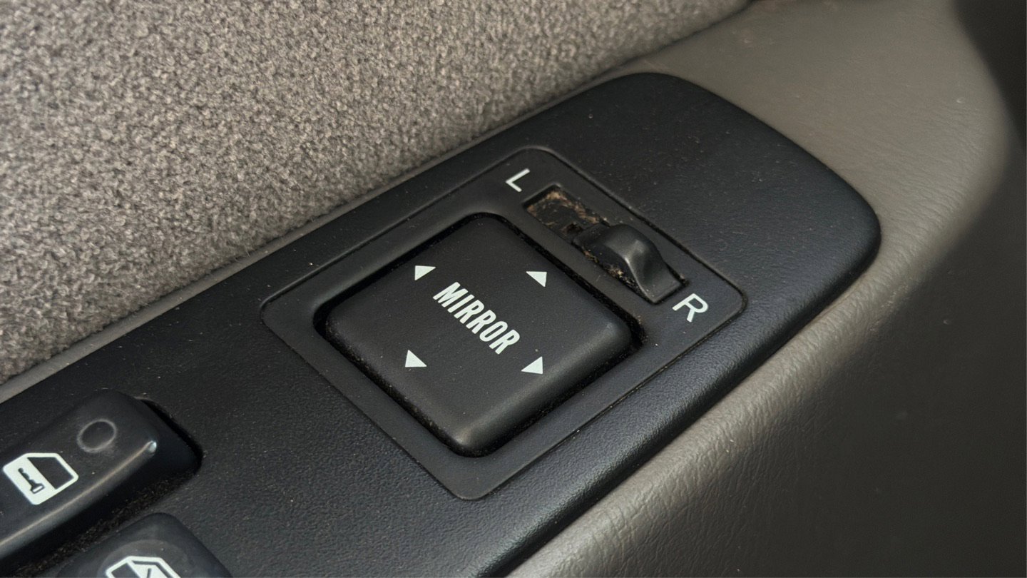 Used 2002 Toyota 4Runner SR5 image 31