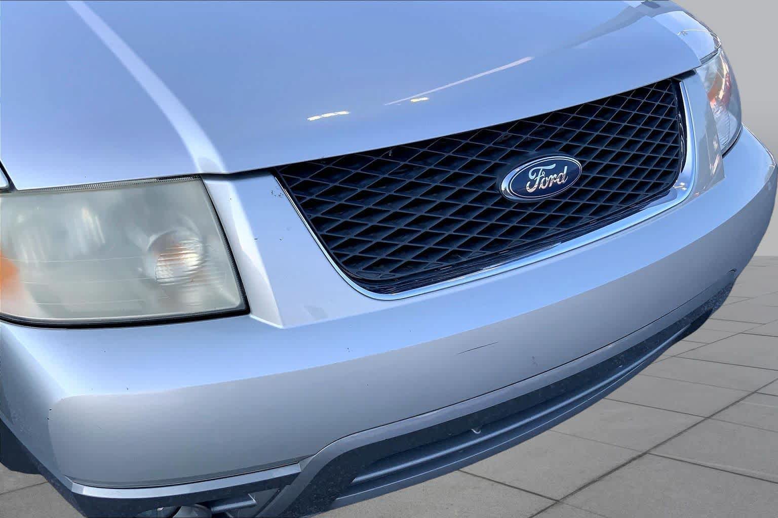 Used 2007 Ford Freestyle SEL FWD image 25