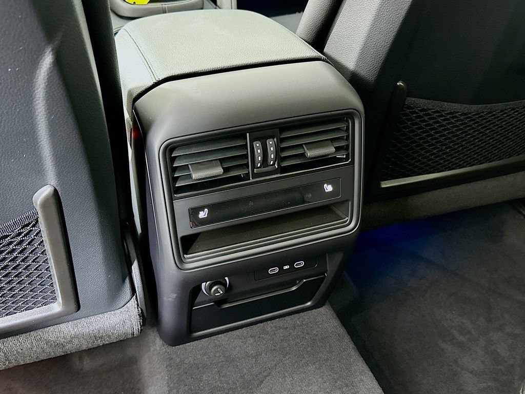 New 2026 Porsche Cayenne AWD/4WD image 27