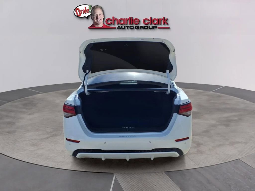 Used 2024 Nissan Sentra SV w/ All-Weather Package image 9