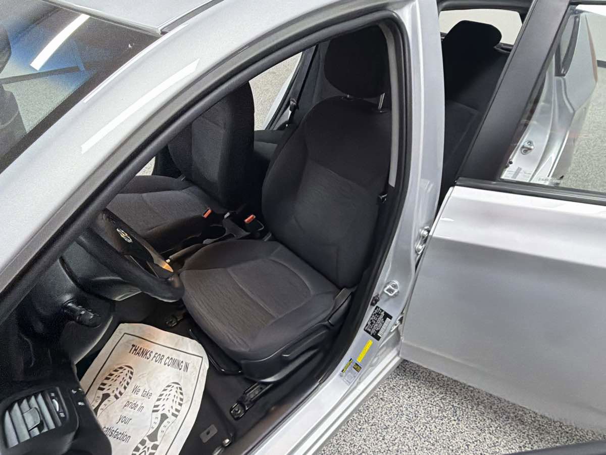 Used 2016 Hyundai Accent SE FWD image 12