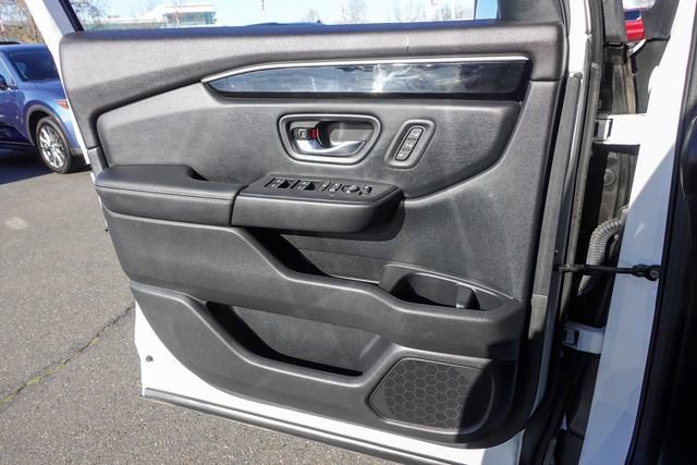 Used 2024 Honda Pilot Touring image 24