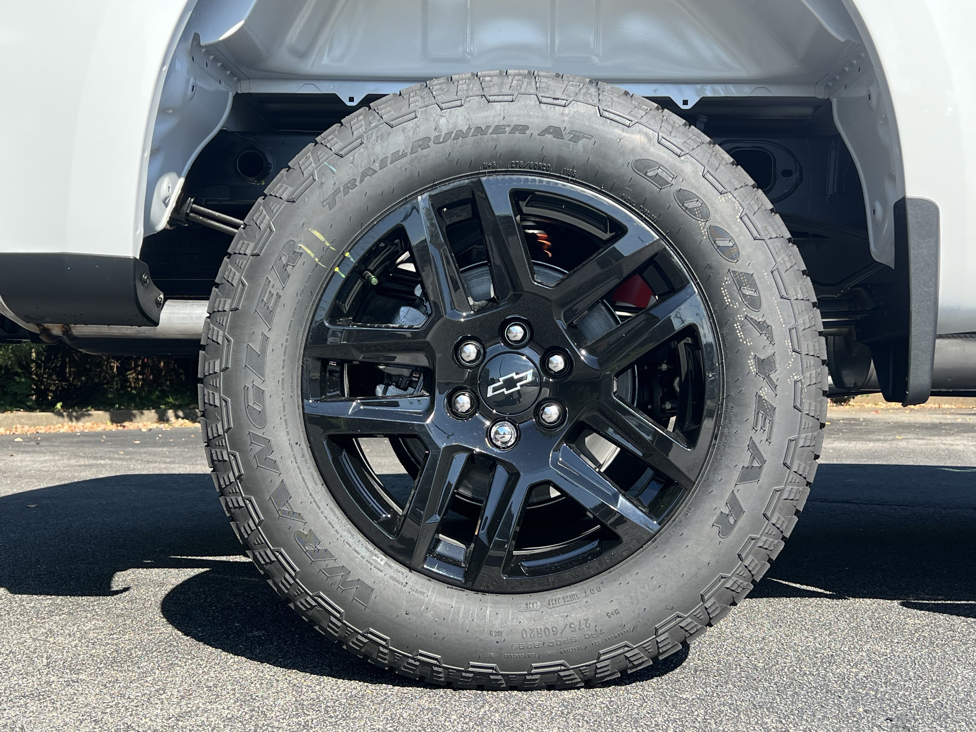 New 2026 Chevrolet Silverado 1500 Custom w/ Turbomax Blackout Package AWD/4WD image 67