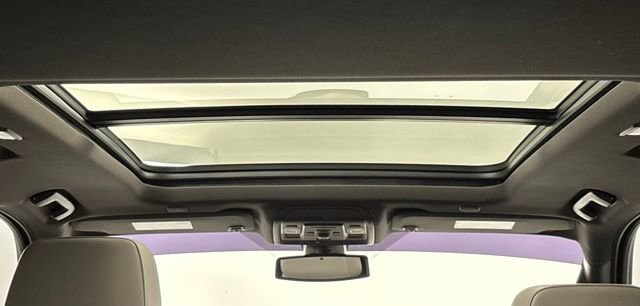 Used 2021 Chevrolet Tahoe LT w/ LT Signature Package image 39