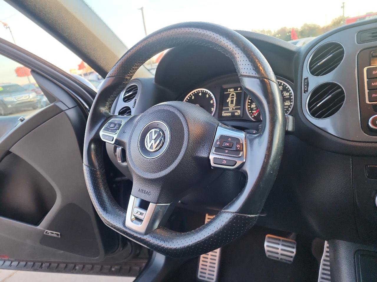 Used 2014 Volkswagen Tiguan R-Line image 13