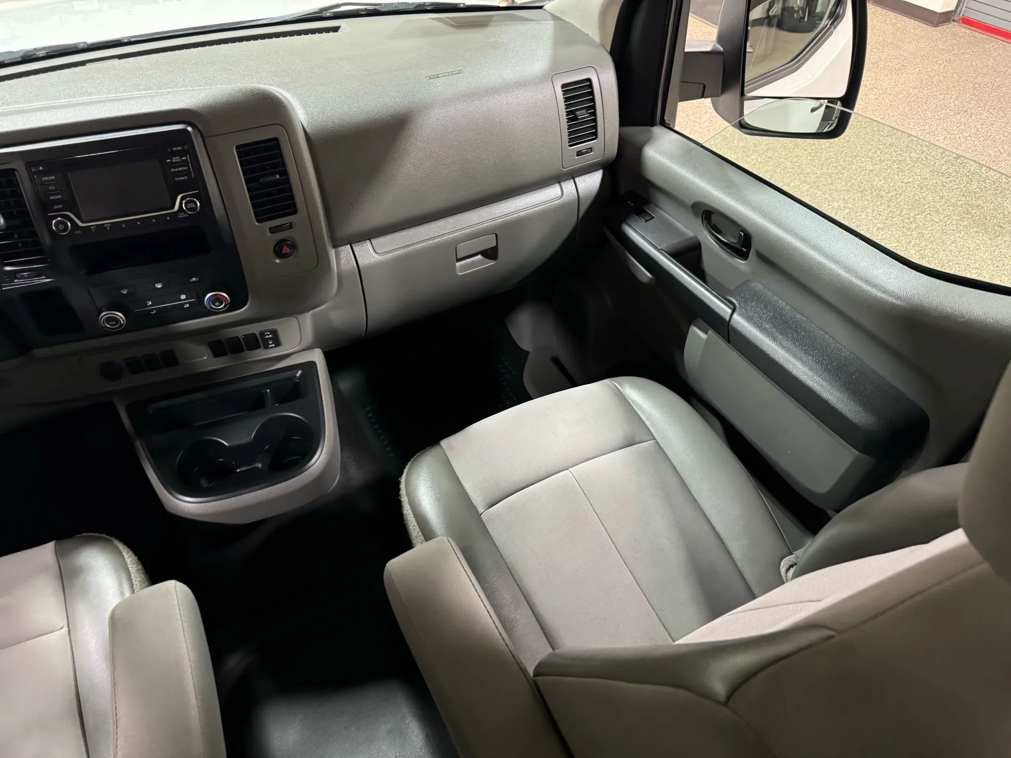 Used 2018 Nissan NV 3500 S image 48