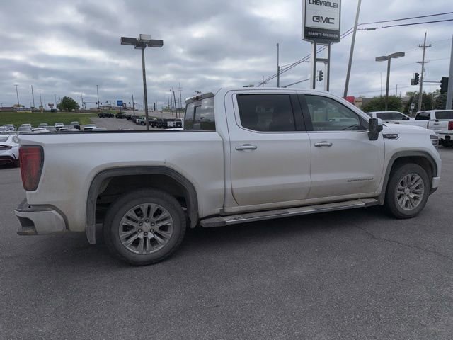 Used 2024 GMC Sierra 1500 Denali w/ Technology Package AWD/4WD image 11
