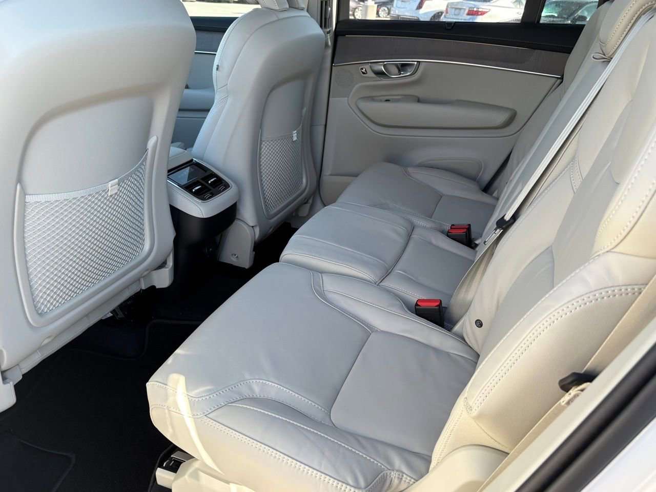 New 2026 Volvo XC90 B6 Ultra w/ Protection Package Premier image 20