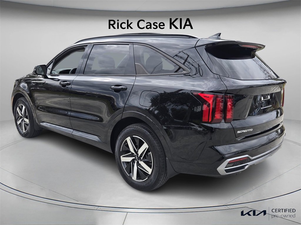 Certified 2023 Kia Sorento EX w/ Panoramic Sunroof Package image 8