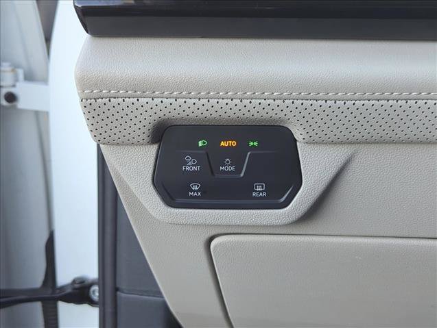 Used 2024 Volkswagen Atlas SE FWD image 15