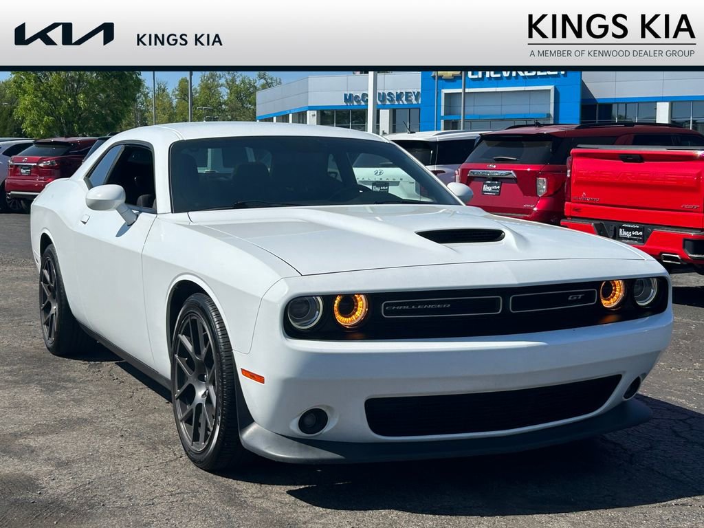 Used 2019 Dodge Challenger GT w/ Performance Handling Group RWD image 1