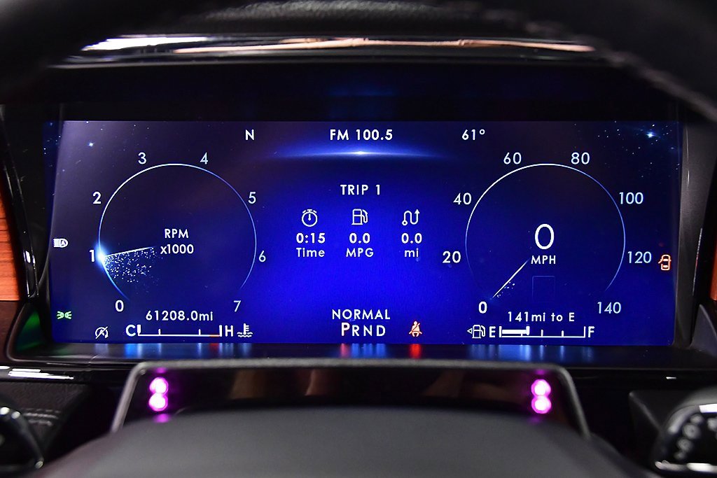 Used 2024 Lincoln Navigator Premiere image 16