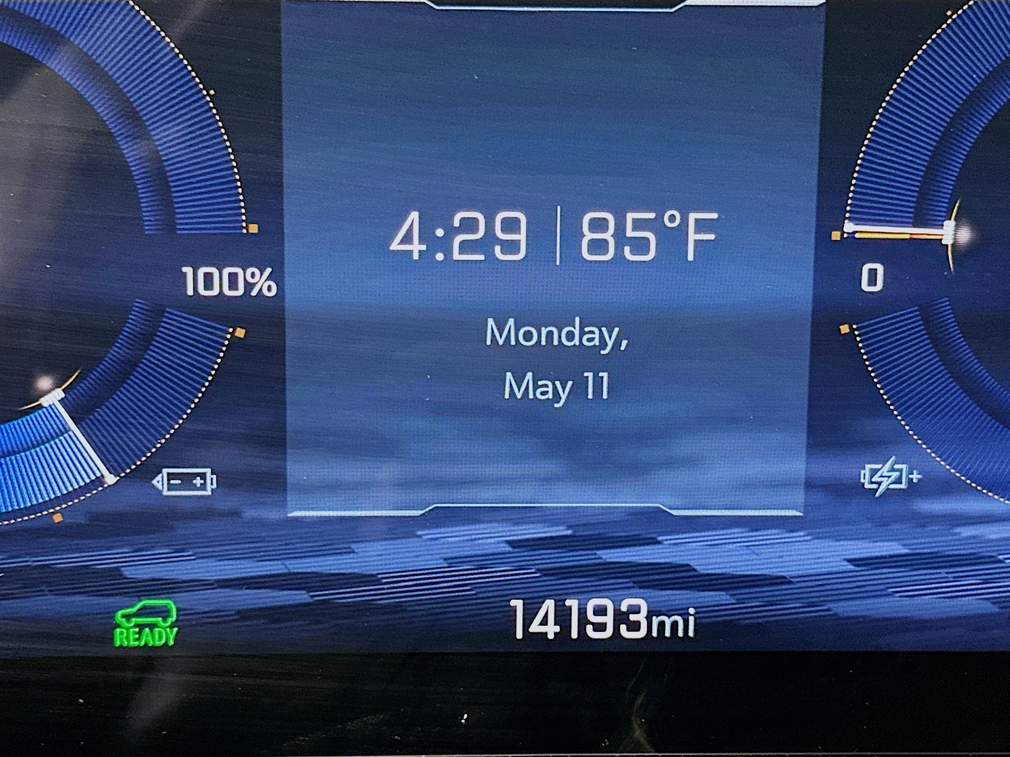 Used 2024 Chevrolet Equinox EV RS FWD image 19