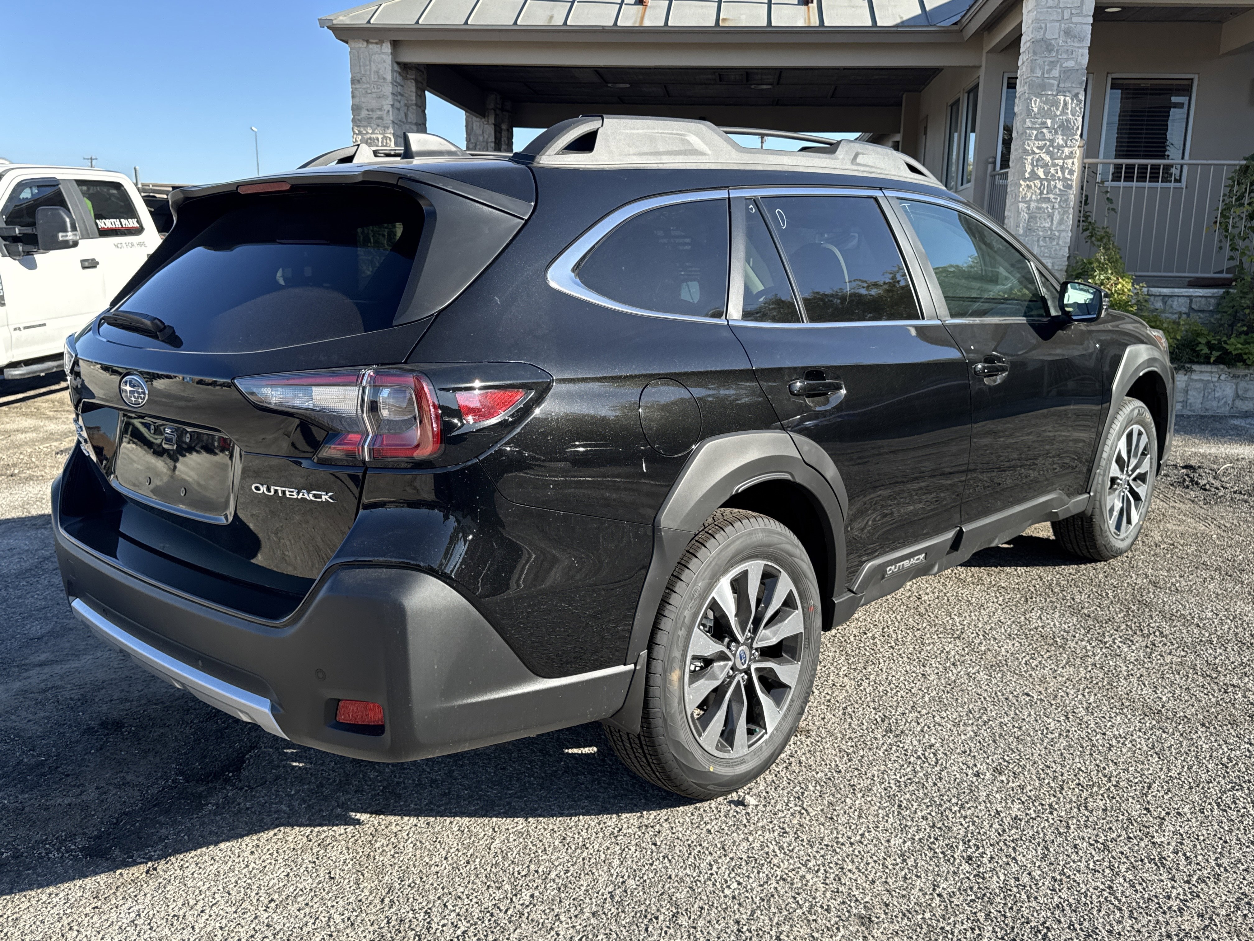 New 2025 Subaru Outback Limited image 3