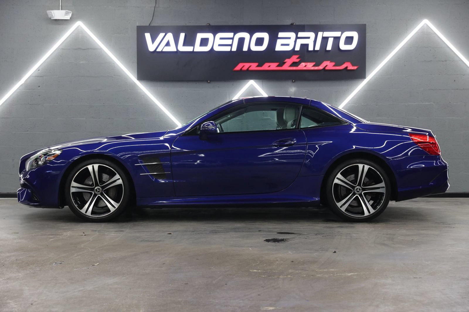Used 2018 Mercedes-Benz SL 450 image 10