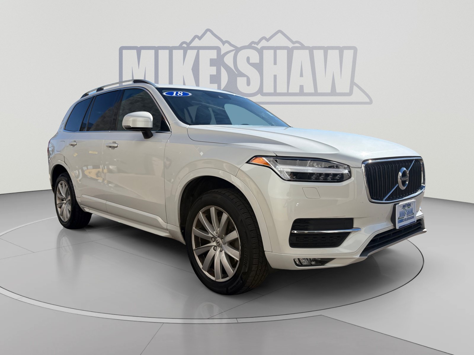 Used 2018 Volvo XC90 T6 Momentum w/ Momentum Plus Package AWD/4WD image 7