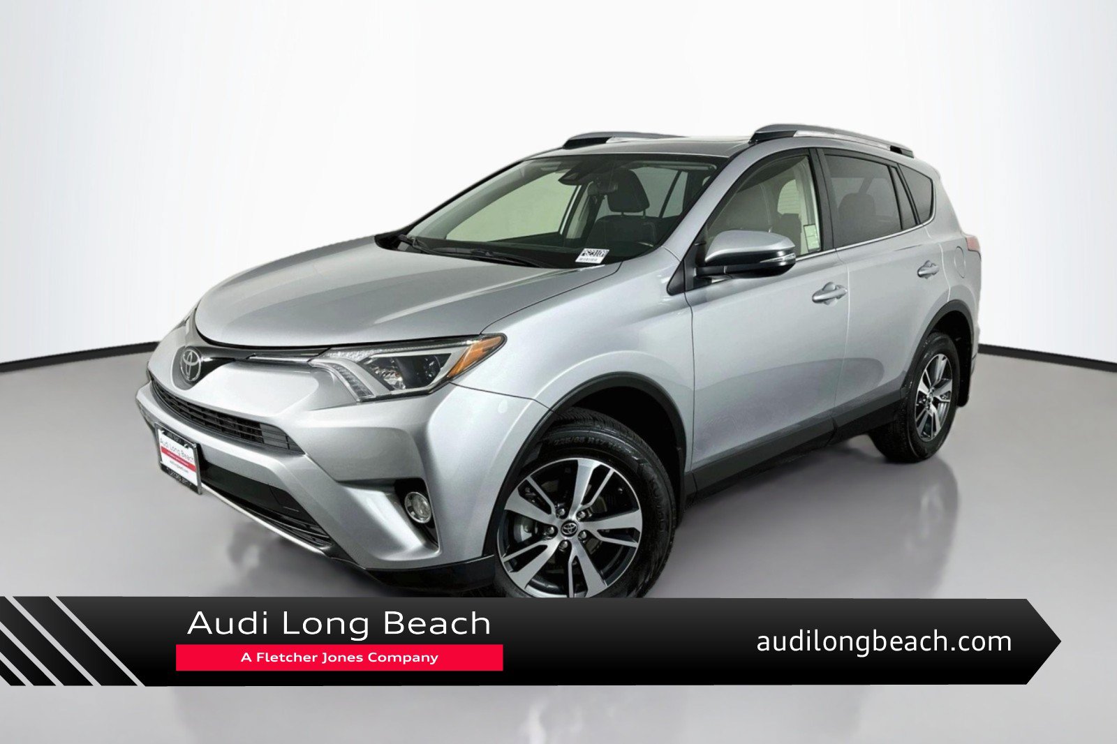 Used 2018 Toyota RAV4 XLE w/ Plus Extra Value Package FWD image 1