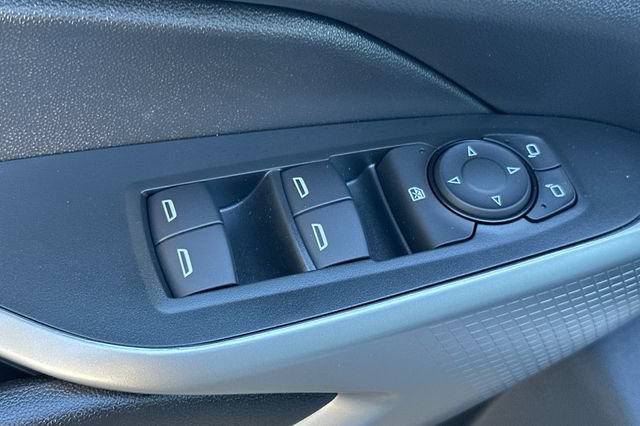 New 2026 Chevrolet Trax RS w/ Sunroof Package FWD image 17