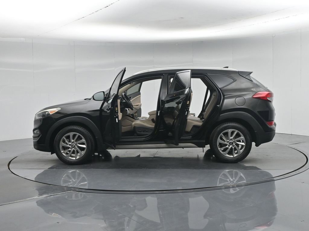 Used 2017 Hyundai Tucson SE Plus w/ Cargo Package FWD image 38