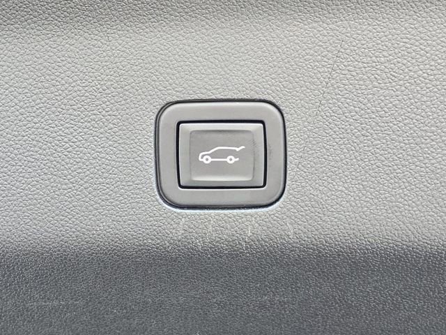 Used 2023 Chevrolet Tahoe Z71 w/ Luxury Package image 26