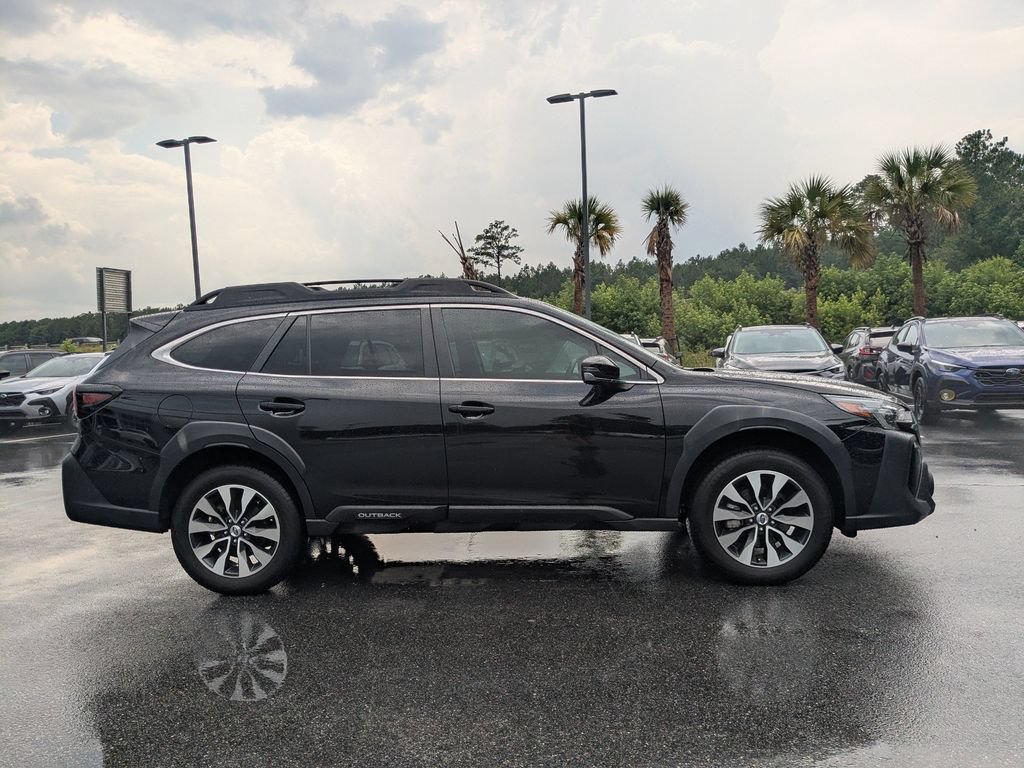 Certified 2024 Subaru Outback Limited AWD/4WD image 3