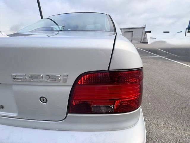 Used 2001 BMW 525i Sedan RWD image 13