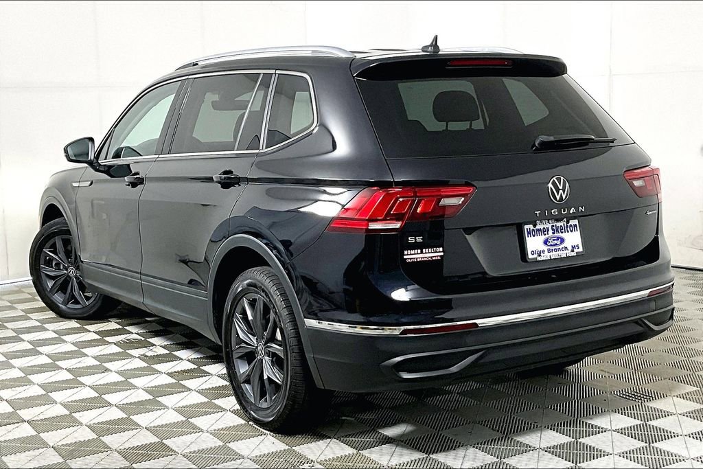 Used 2022 Volkswagen Tiguan SE image 11