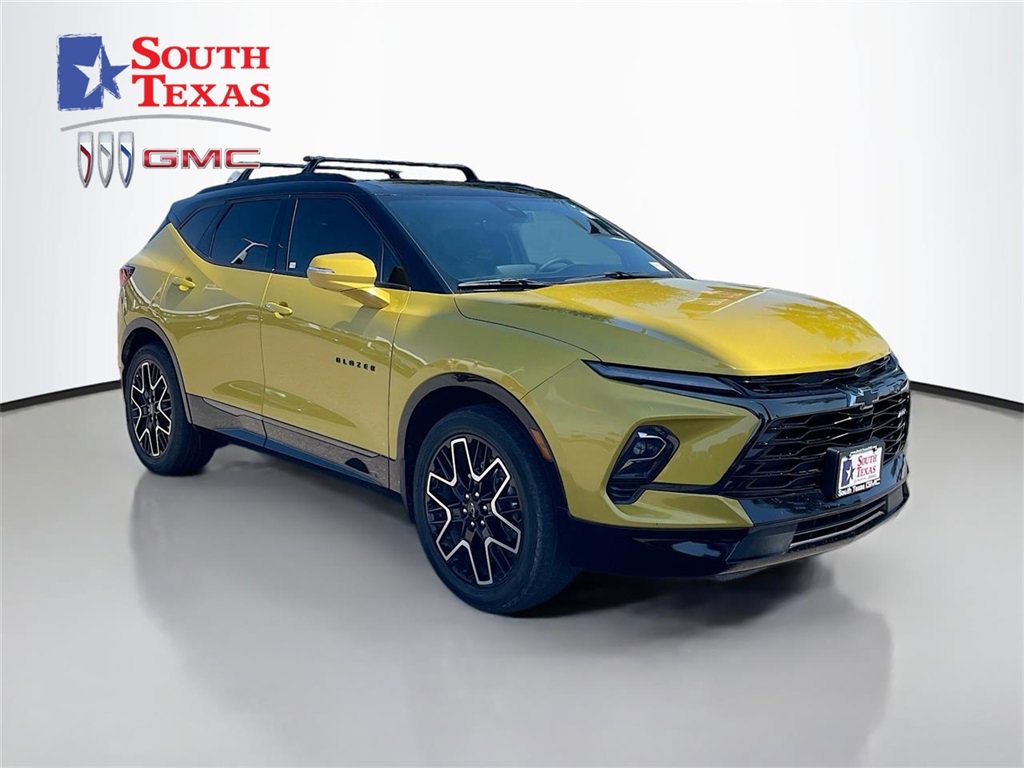 Used 2024 Chevrolet Blazer RS w/ Driver Confidence II Package image 1