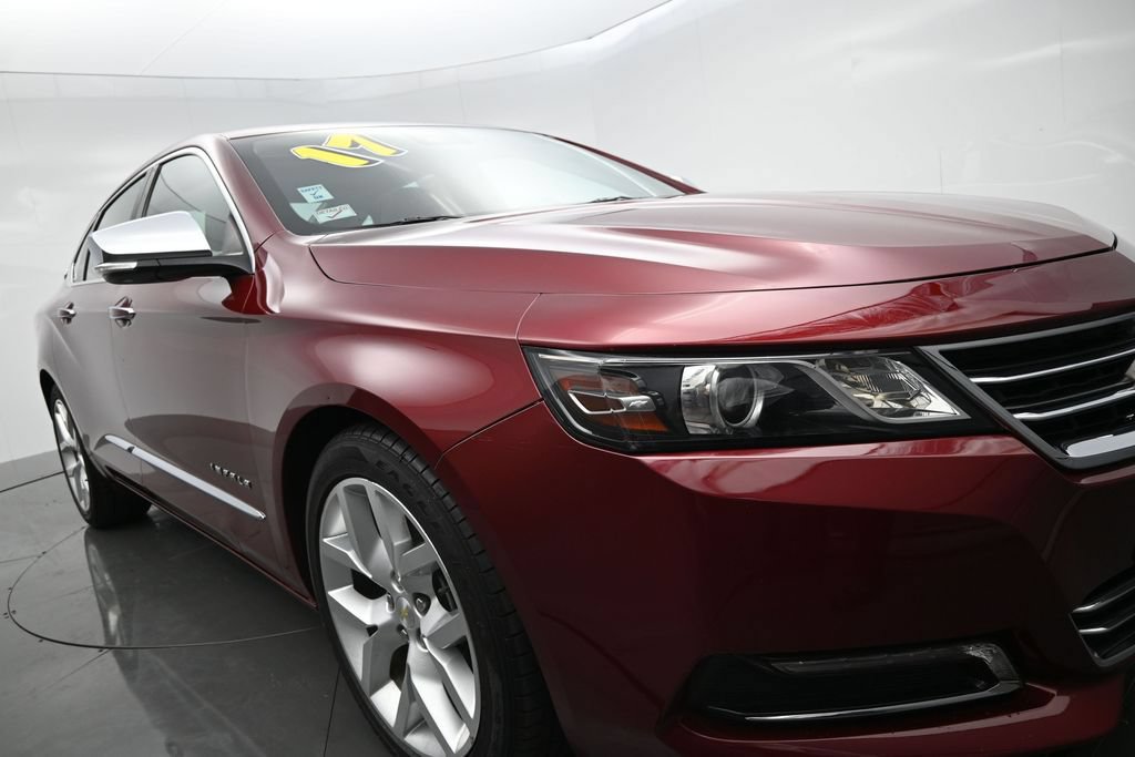 Used 2017 Chevrolet Impala Premier w/ Enhanced Convenience Package FWD image 35