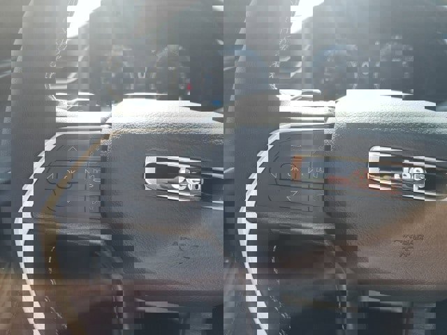 New 2025 Jeep Grand Cherokee Limited w/ Luxury Tech Group II image 15