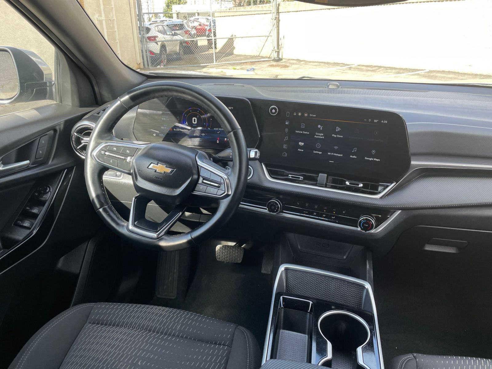 Used 2025 Chevrolet Equinox LT FWD image 34