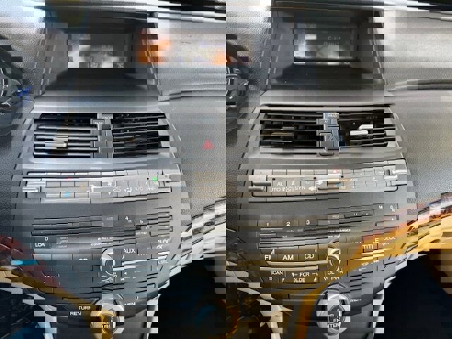 Used 2012 Honda Crosstour EX image 18