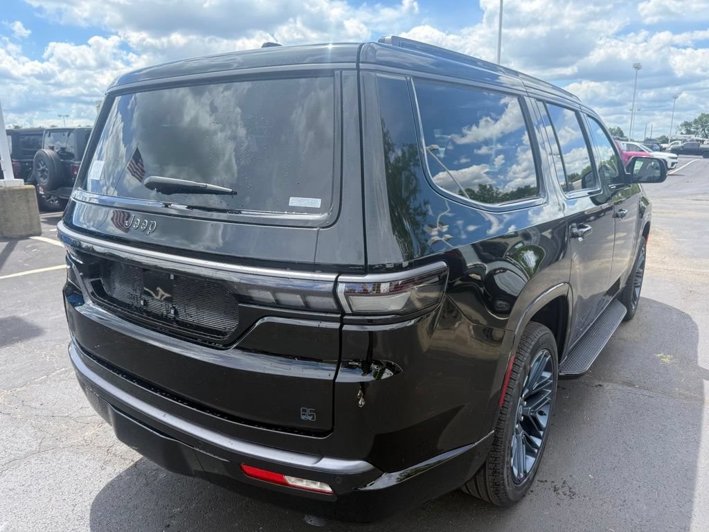 New 2026 Jeep Grand Wagoneer 4WD image 3