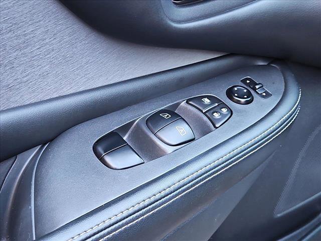 Used 2020 Nissan Murano SV image 11