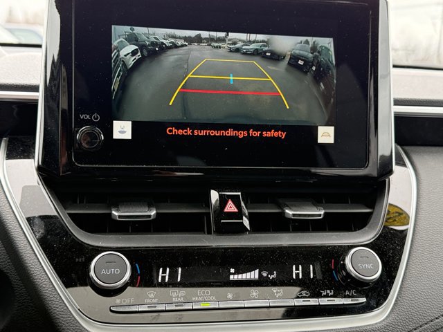 Used 2023 Toyota Corolla Cross XLE w/ Convenience Package image 23