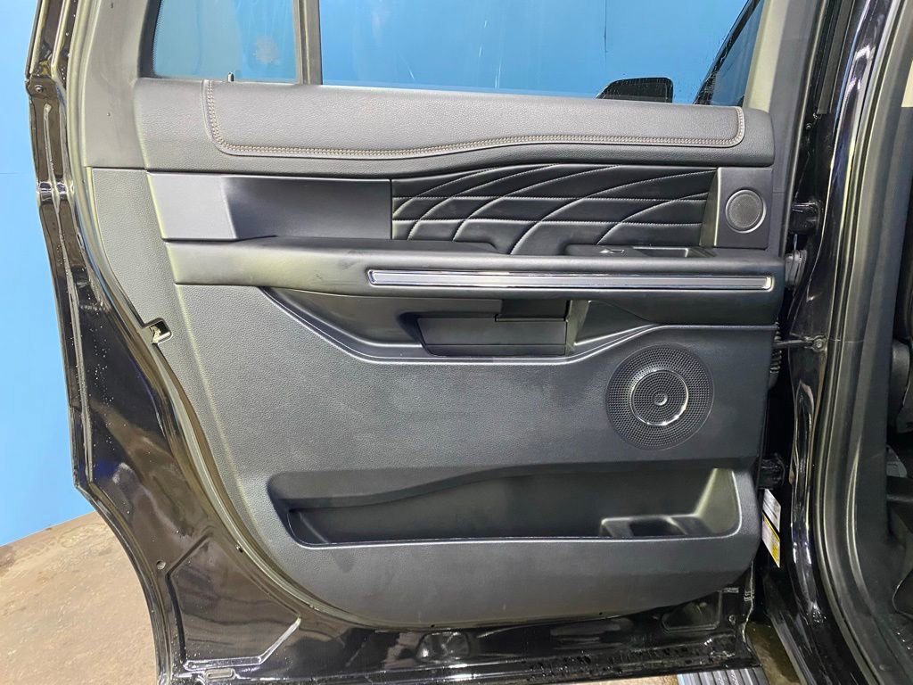 Used 2019 Ford Expedition Max Platinum image 41