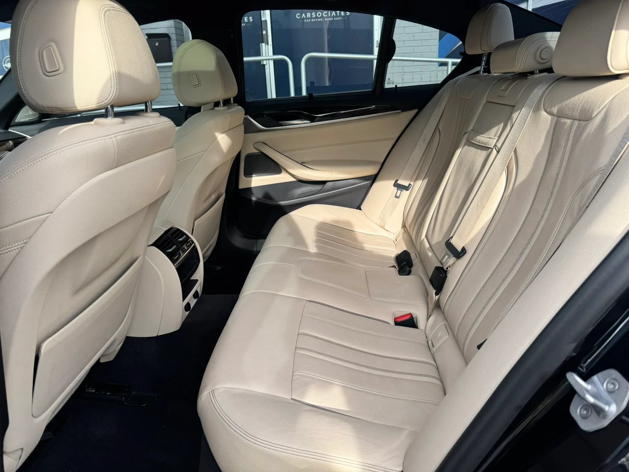 Used 2018 BMW 540i RWD image 23