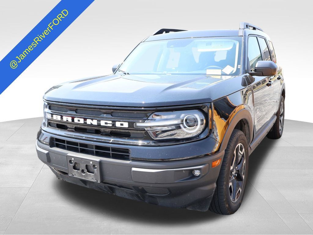 Used 2024 Ford Bronco Sport Outer Banks w/ Tech Package AWD/4WD image 2