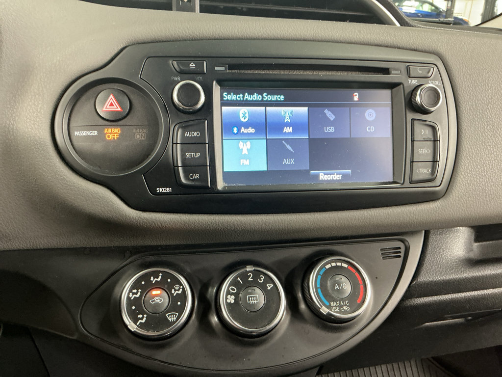 Used 2018 Toyota Yaris LE FWD image 13
