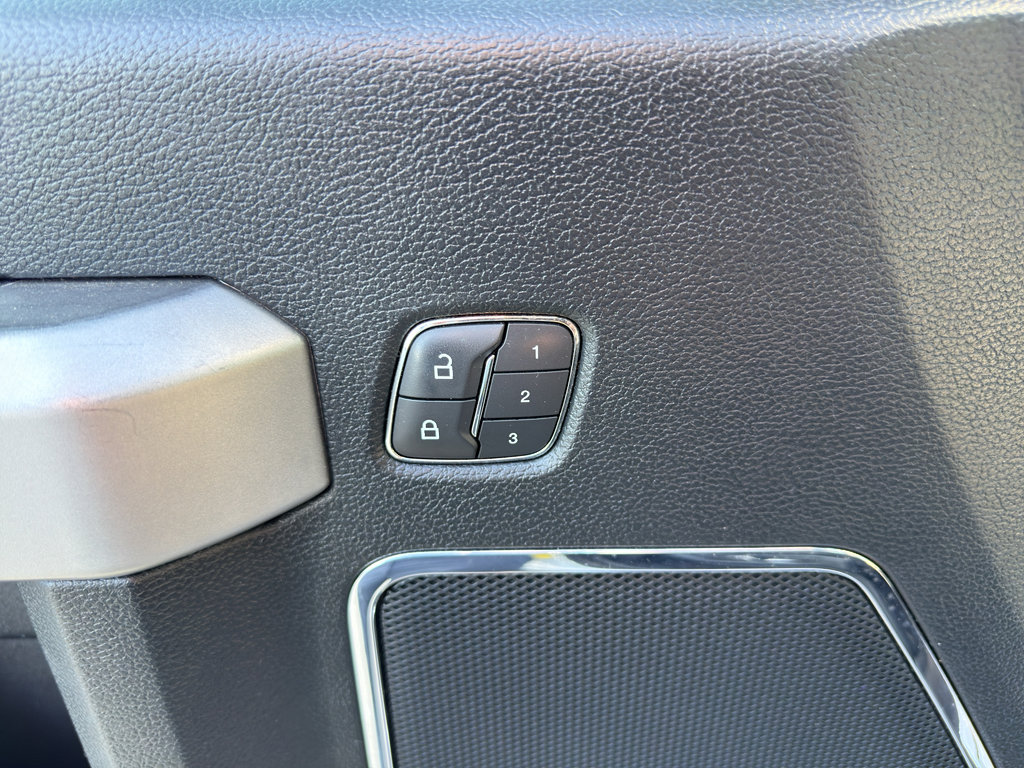 Used 2018 Ford F150 Lariat AWD/4WD image 14