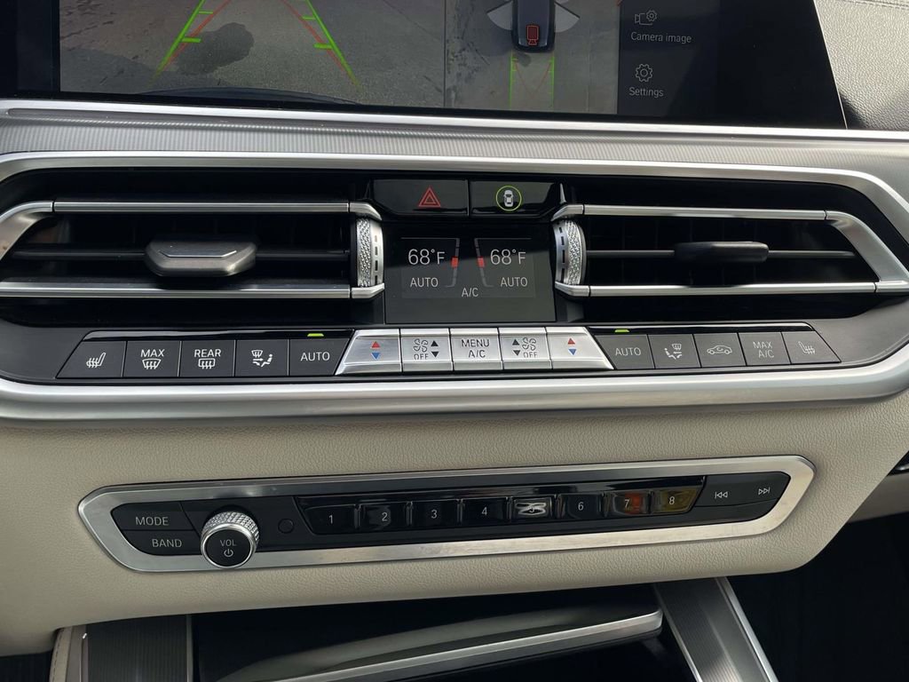 Used 2021 BMW X5 xDrive40i w/ Premium Package image 19