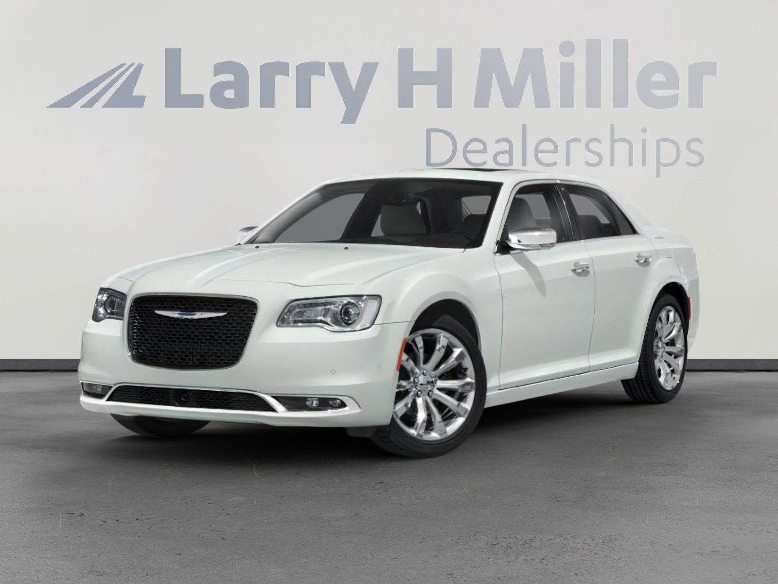 Used 2018 Chrysler 300 Touring L RWD image 4