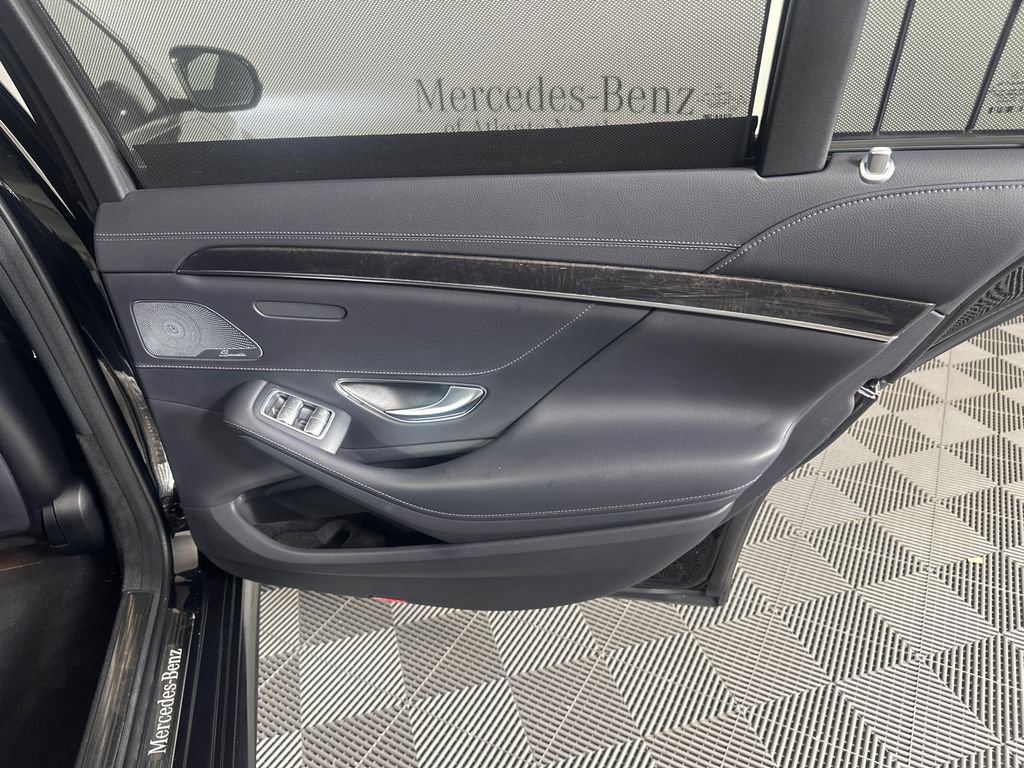 Used 2018 Mercedes-Benz S 450 Sedan image 18