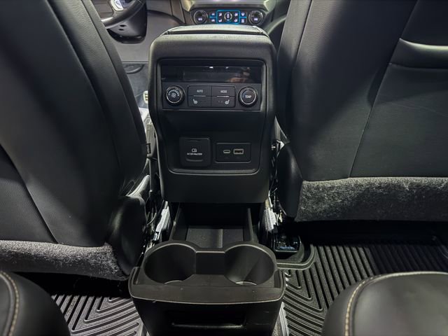 Used 2020 GMC Acadia SLT w/ Driver Alert Package II image 24