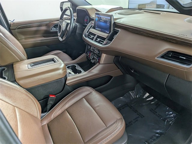 Used 2021 Chevrolet Suburban High Country image 23