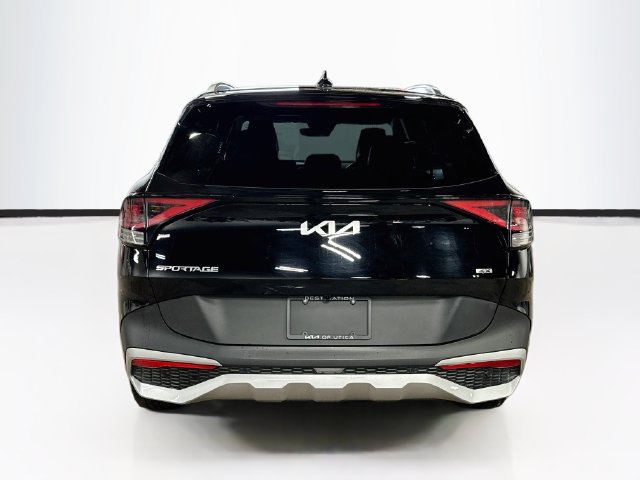 Certified 2025 Kia Sportage EX AWD/4WD image 6