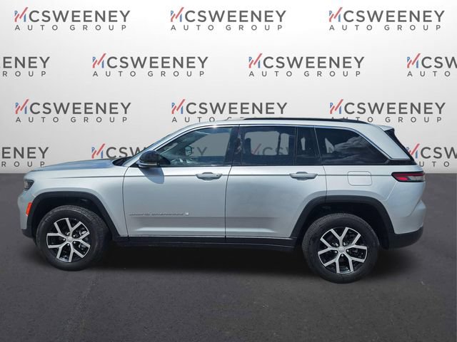 Used 2024 Jeep Grand Cherokee Limited AWD/4WD image 2