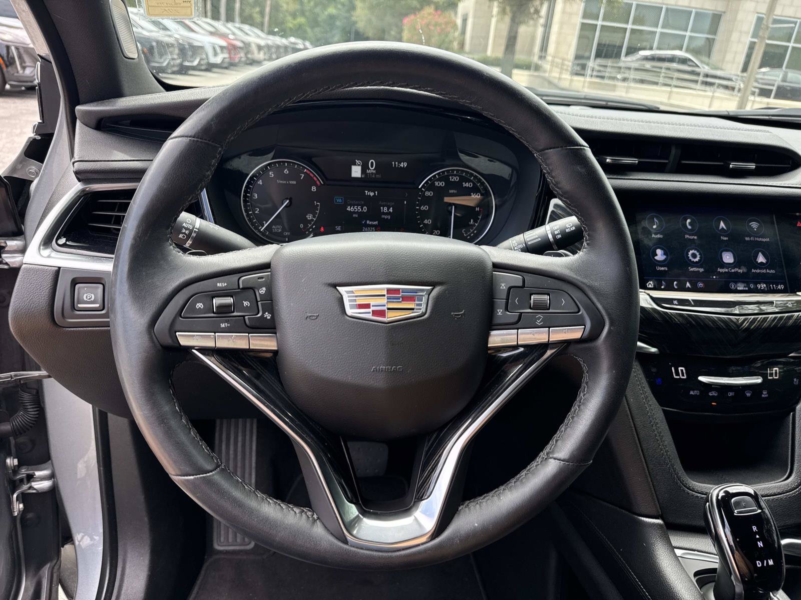 Used 2025 Cadillac XT6 Premium Luxury FWD image 15